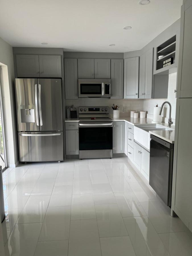 Great Location With Lake View North North Naples Eksteriør bilde
